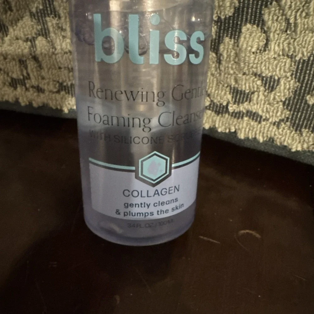 Bliss Renewing Gentle Foaming Cleanser Collagen Brand New!